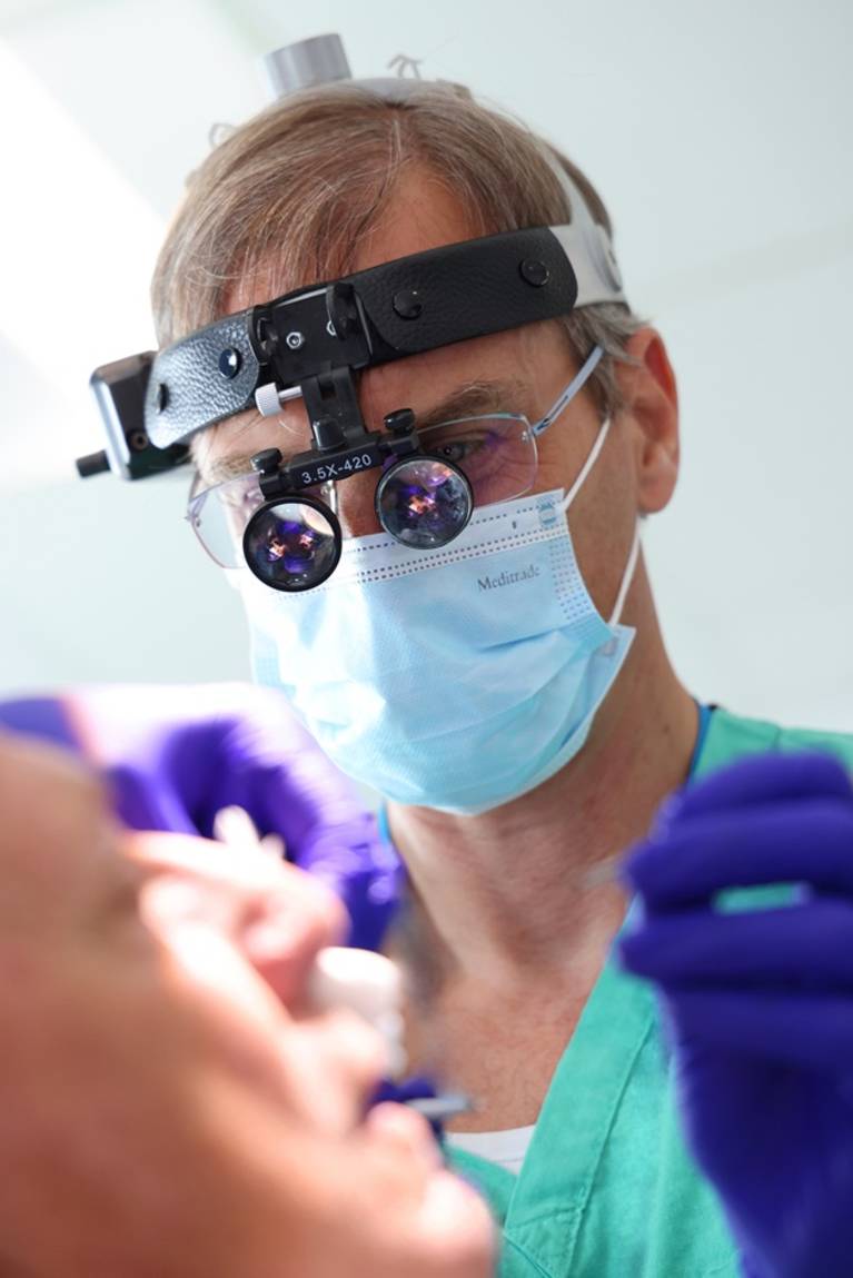 Mohs surgery with Dr Palamaras